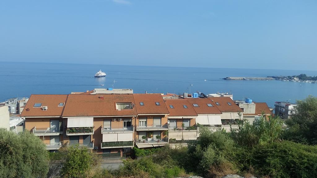 Baia Giardini Apartments المظهر الخارجي الصورة
