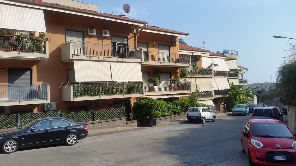 Baia Giardini Apartments المظهر الخارجي الصورة