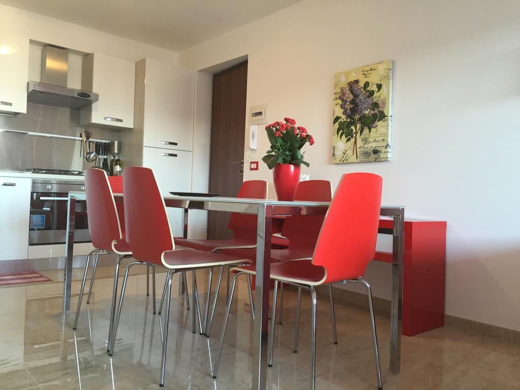 Baia Giardini Apartments المظهر الخارجي الصورة